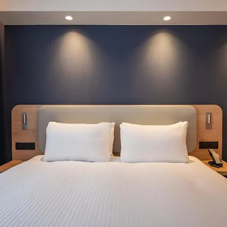 Express & By Ihg Ξενοδοχείο Γάνδη
