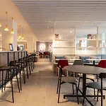 Express & By Ihg