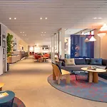 Express & By Ihg Gante