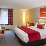 Express & By Ihg فندق 3*