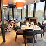 Express & By Ihg