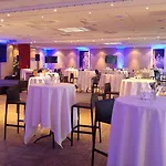 Express & By Ihg 3* خنت