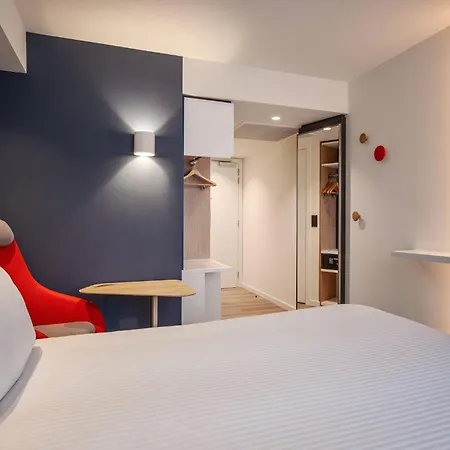 Hotel Express & By Ihg 3*