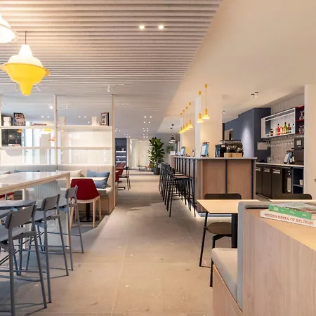 Express & By Ihg 3* Gent