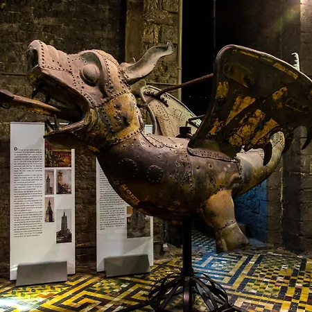 Express & By Ihg 호텔