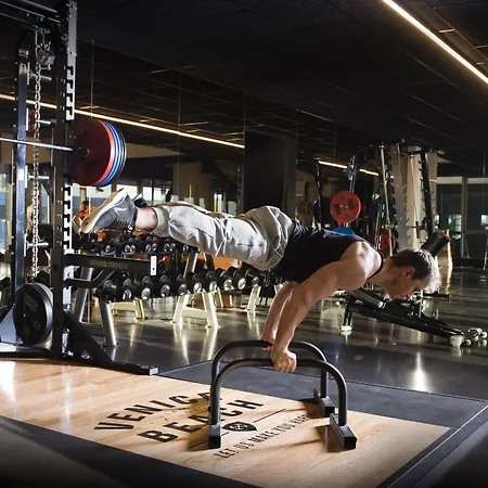 Hotel Express & By Ihg