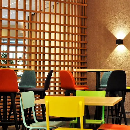 Express & By Ihg Gent