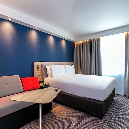 Hotel Express & By Ihg Gent