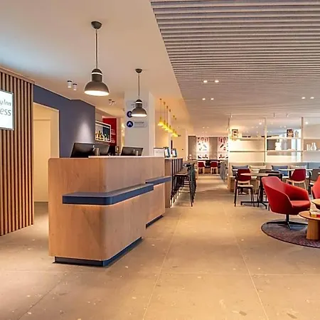Express & By Ihg 3* Gand