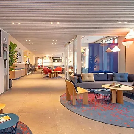 Hotel Express & By Ihg 3*