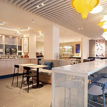 Express & By Ihg Hotel 3*