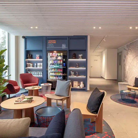 Hotel Express & By Ihg