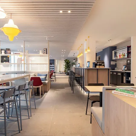 Hotel Express & By Ihg 3*