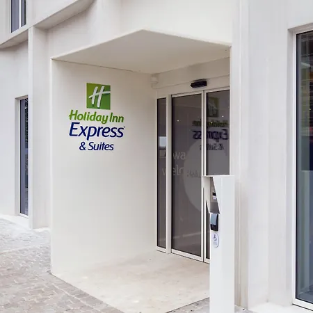Express & By Ihg Hotel