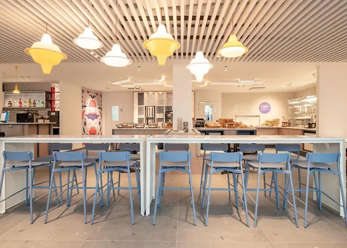 Express & By Ihg Hotel