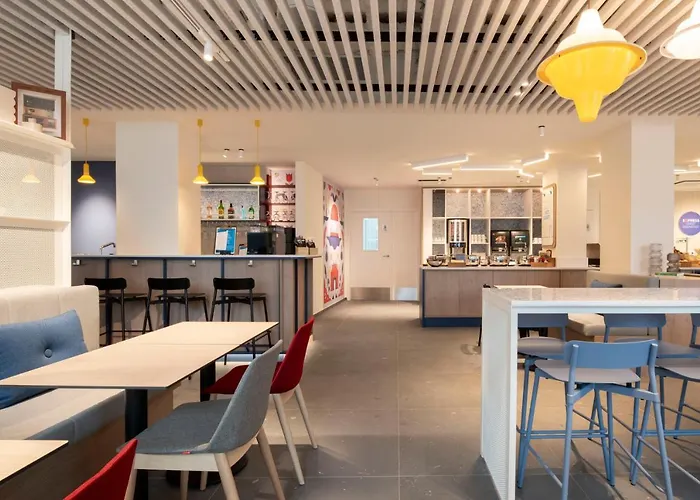 Hotel Express & By Ihg Gante