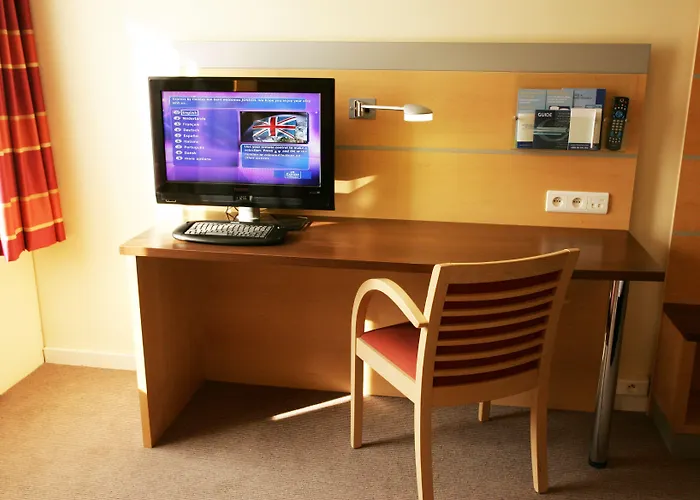 Express & By Ihg Hotel Gand