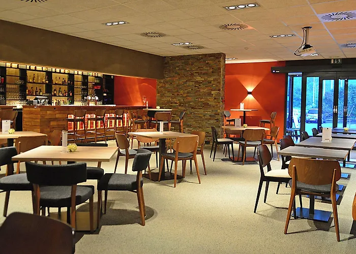 Hotel Express & By Ihg