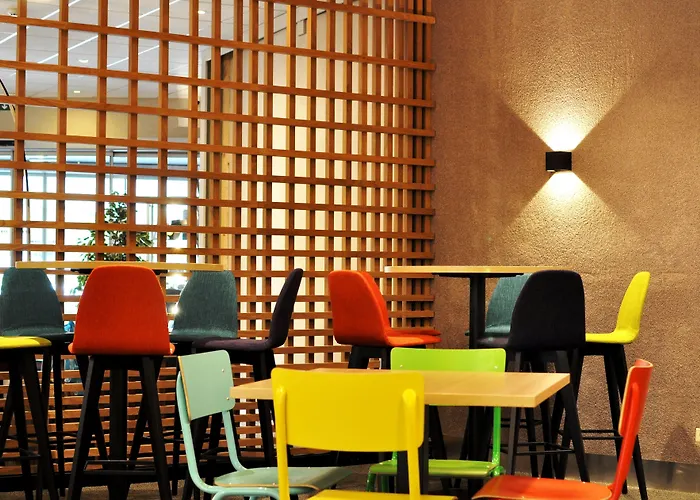 Express & By Ihg Gand