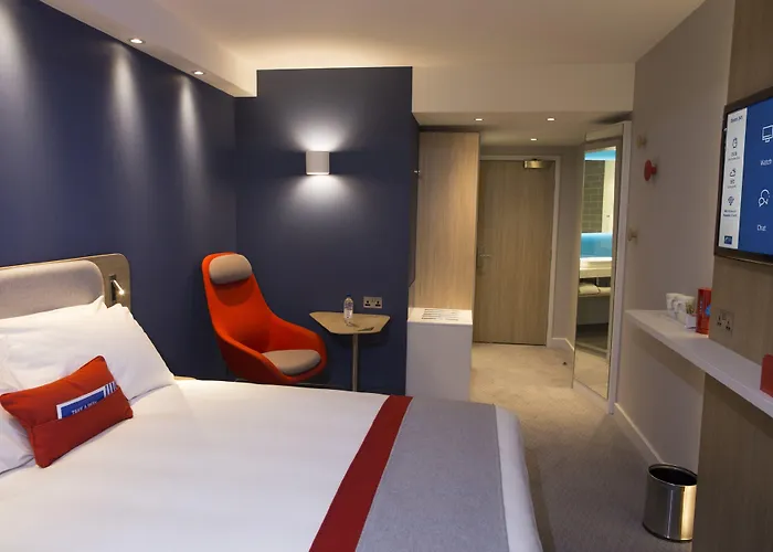 Hotel Express & By Ihg 3*