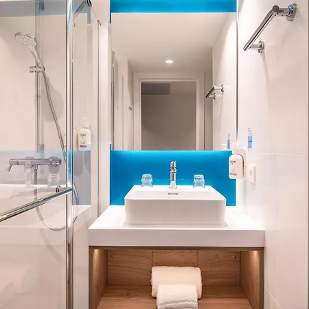 Express & By Ihg 3* גנט