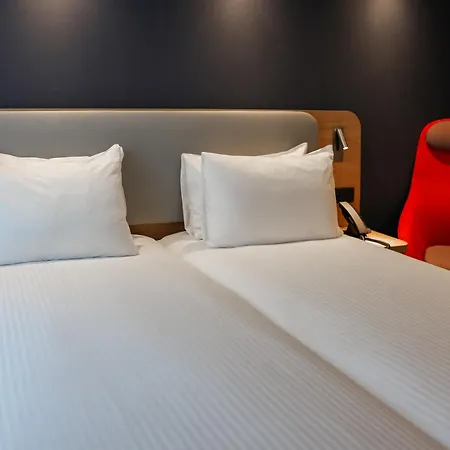 Hotel Express & By Ihg Gandawa