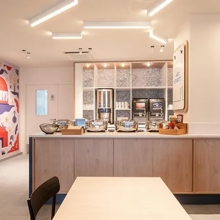מלון Express & By Ihg גנט